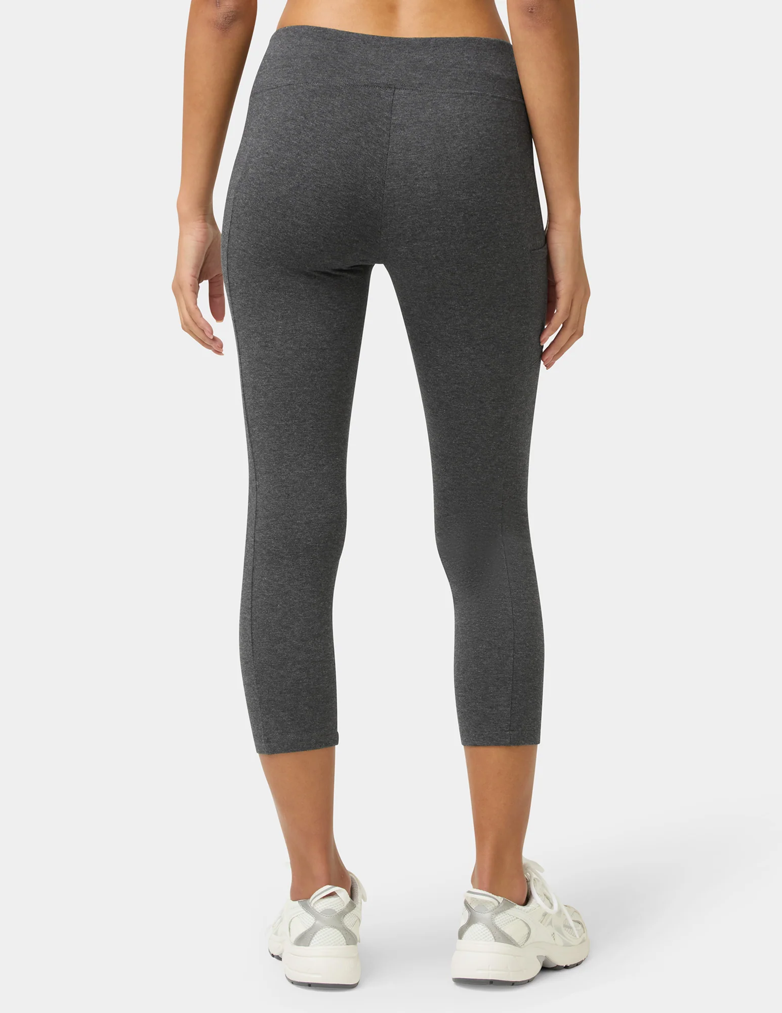 Cotton Tech Pocket Capri - Image 3